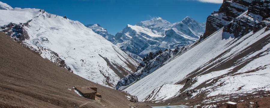 annapurna circuit hike mepal high camp
